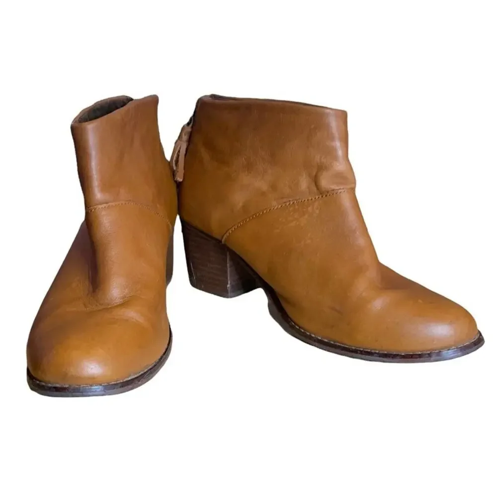 Toms Leila‎ booties shoes chestnut brown leather uppers ankle boots Size 7.5 - Picture 2 of 10
